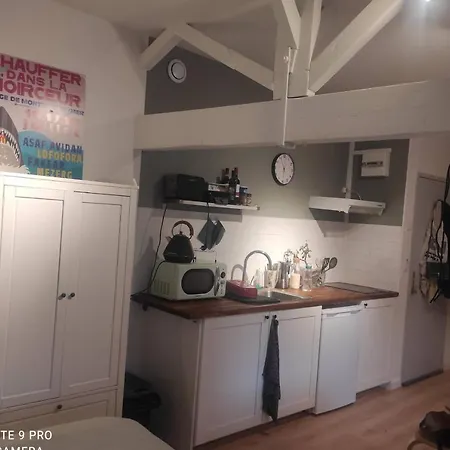Charming Studio In The Port Of La Pallice